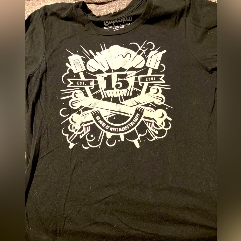 Johnny Cupcakes 15 year Anniversary Women’s Large